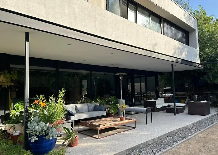 Casa Los Pintores